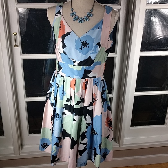 Calvin Klein Dresses & Skirts - Gorgeous Calvin Klein pleated floral fit and flair